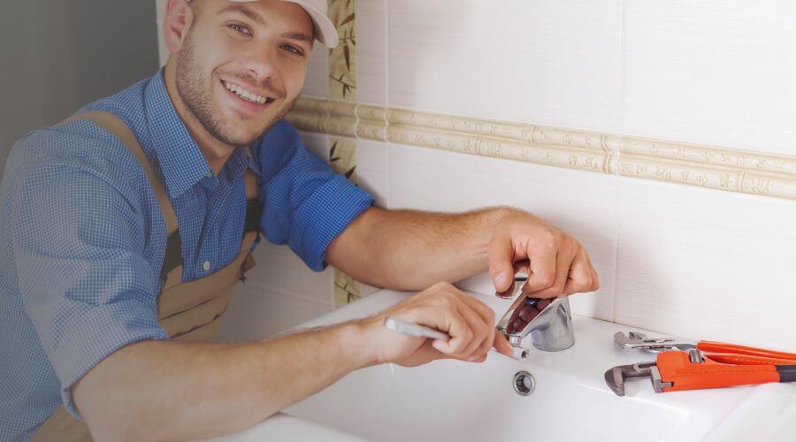 Professional clogged drains services in Fort Leavenworth, KS